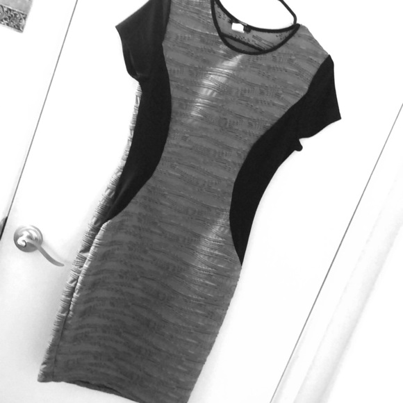 Classy gray and black dress - Picture 1 of 6